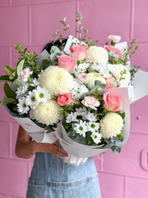 White flower bouquet delivery Brisbane and Melbourne.