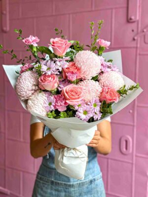 Pink Flower Bouquet for delivery Brisbane and Melbourne.
